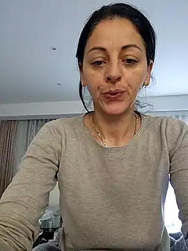 bruneta sexy23 online show from 22, 2, 2026