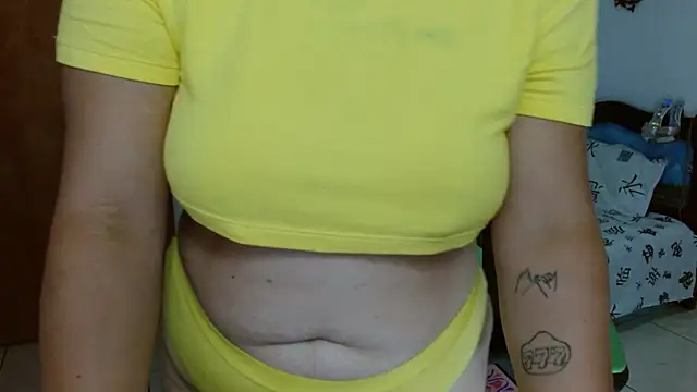 Snapshot of candy_crazy38 chatting on 13, 3, 2025 candy crazy38 online show from 13, 3, 2025