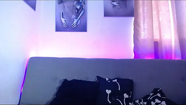 kiara eyes12 online show from 29, 1, 2025