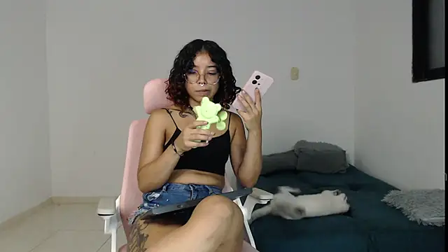 Putaku San online show from 30, 12, 2024