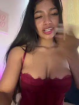 Snapshot of AgathaGeorgiou chatting on 14, 5, 2026 AgathaGeorgiou online show from 14, 5, 2026
