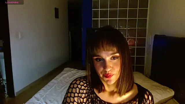 Snapshot of collette_beaufoy_ chatting on 12, 2, 2025 collette beaufoy online show from 12, 2, 2025
