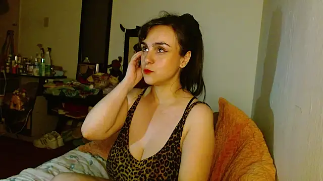 Snapshot of collette_beaufoy_ chatting on 28, 9, 2025 collette beaufoy online show from 28, 9, 2025