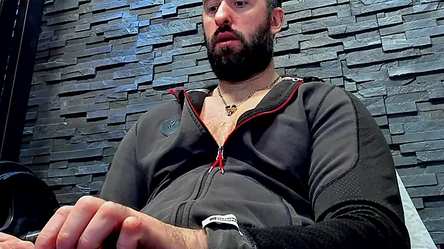 Snapshot of David_Big_Daddy chatting on 6, 1, 2025 David Big Daddy online show from 6, 1, 2025