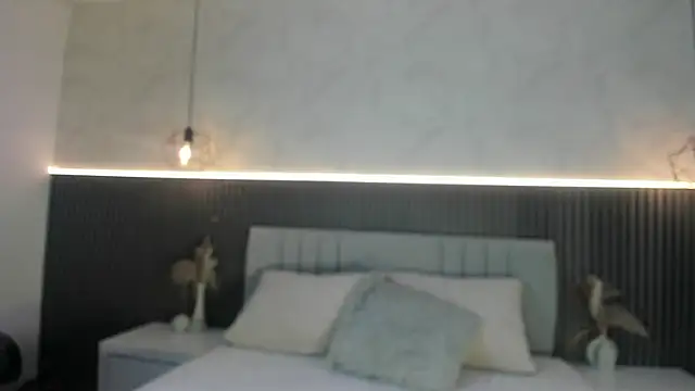 SHANONCLARK online show from 30, 9, 2025