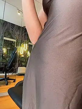 MileySin1111 online show from 5, 4, 2026