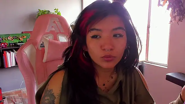 annie walker6 online show from 15, 12, 2025