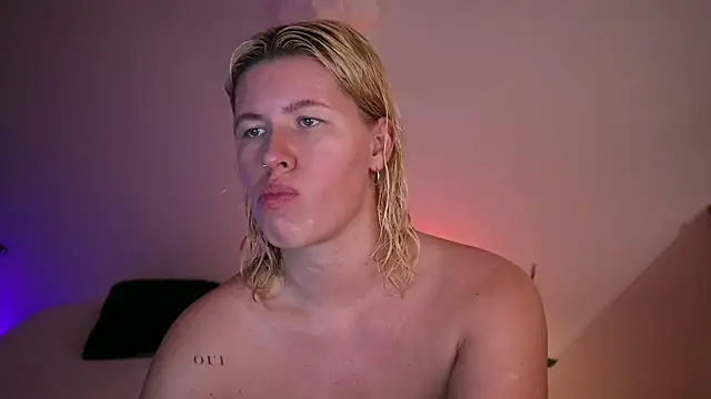 Snapshot of moonamii chatting on 26, 1, 2025 moonamii online show from 26, 1, 2025