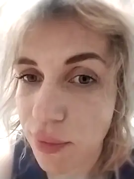 Snapshot of Linda_Gregory chatting on 17, 11, 2025 Linda Gregory online show from 17, 11, 2025