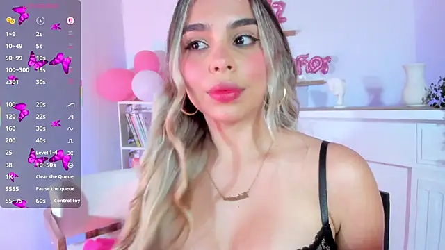 Snapshot of crisbell_lopez chatting on 27, 6, 2026 crisbell lopez online show from 27, 6, 2026