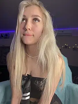 Good  Girl  online show from 25, 4, 2026