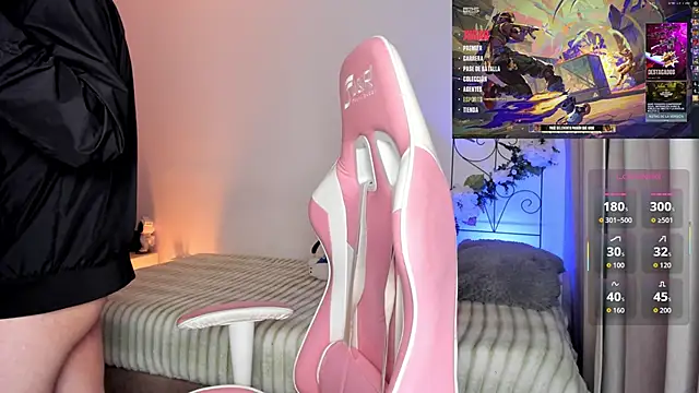 Jiggly   online show from 22, 9, 2025