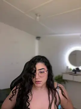 Lia flowers online show from 11, 1, 2026