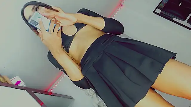 candy kendall online show from 15, 3, 2025