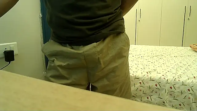 Snapshot of insanefreak69 chatting on 5, 1, 2025 insanefreak69 online show from 5, 1, 2025