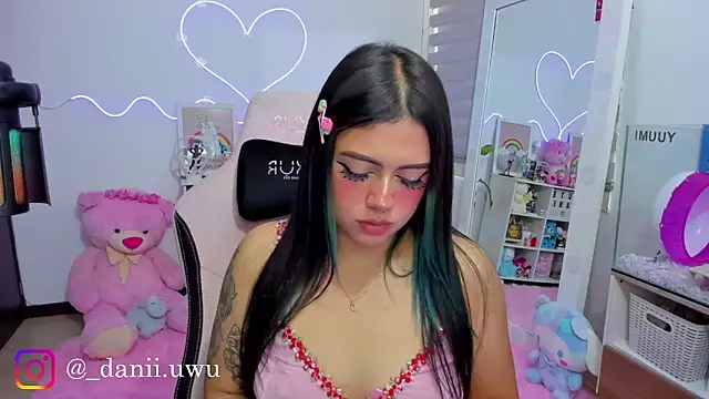 CuteDani  online show from 10, 3, 2026