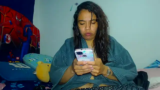 AmaraRoberts420 online show from 20, 12, 2024