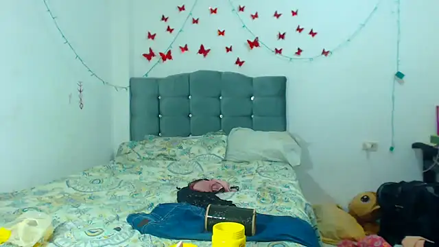 AmaraRoberts420 online show from 30, 1, 2025