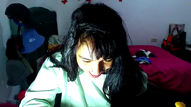 AmaraRoberts420 online show from 15, 9, 2025