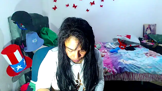 AmaraRoberts420 online show from 17, 9, 2025