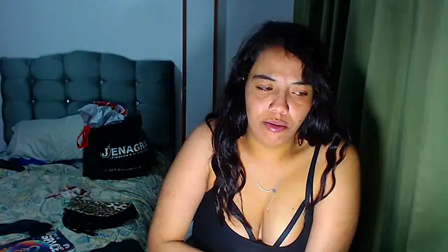 AmaraRoberts420 online show from 16, 1, 2026