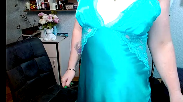 Snapshot of BeatriksS chatting on 4, 3, 2026 BeatriksS online show from 4, 3, 2026