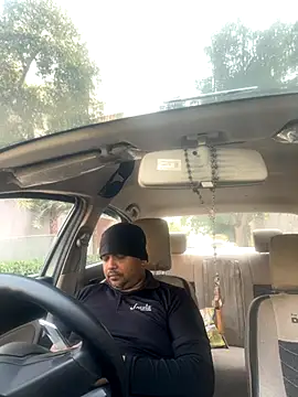 Dick 6inches online show from 15, 10, 2025