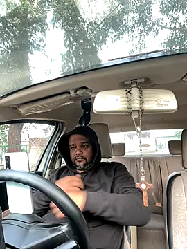 Dick 6inches online show from 14, 12, 2025