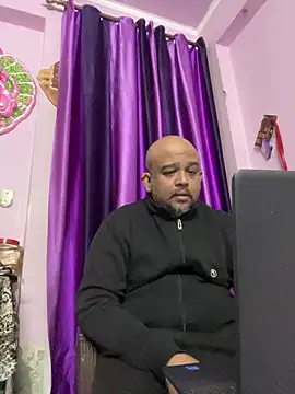 Dick 6inches online show from 14, 2, 2026