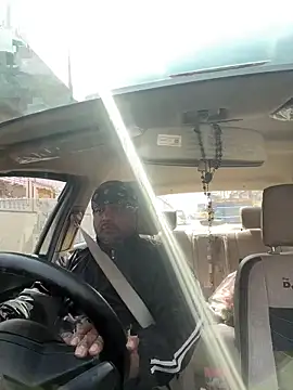 Dick 6inches online show from 16, 3, 2026