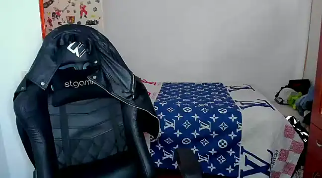 Tommy Bred online show from 2, 2, 2025