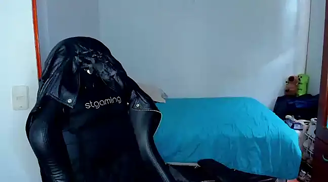 Tommy Bred online show from 6, 3, 2025