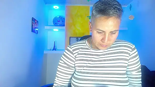 Yessi rousse online show from 22, 3, 2025