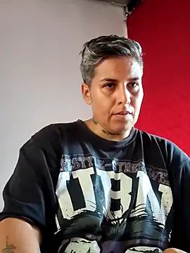 Yessi rousse online show from 15, 10, 2025