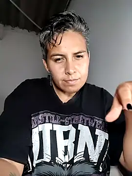 Yessi rousse online show from 11, 3, 2026