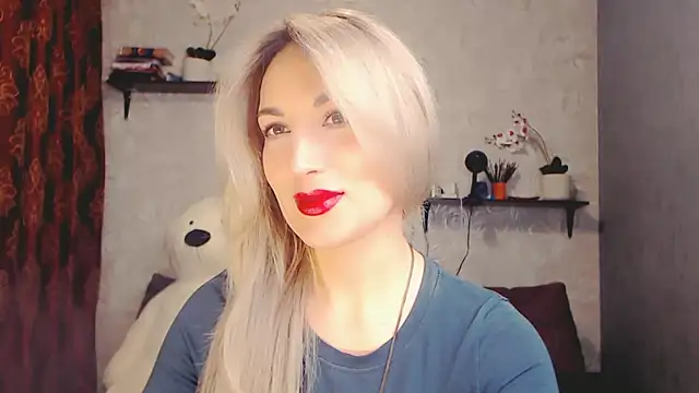 MillaXQueen online show from 10, 2, 2025