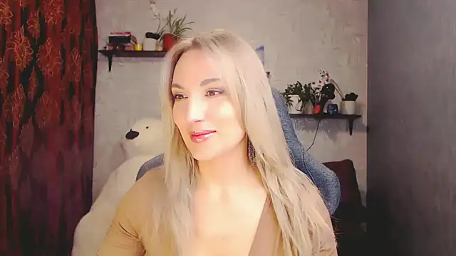 MillaXQueen online show from 14, 3, 2025