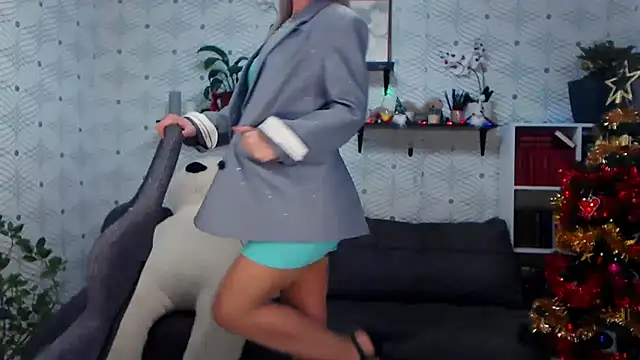 MillaXQueen online show from 20, 12, 2025