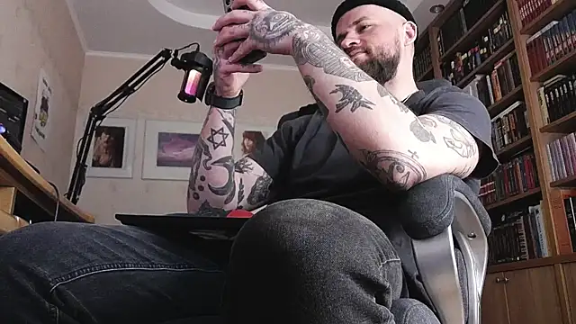 FindomJason online show from 16, 4, 2026