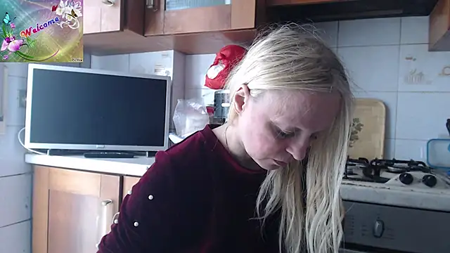 Snapshot of martachatte chatting on 30, 9, 2025 martachatte online show from 30, 9, 2025