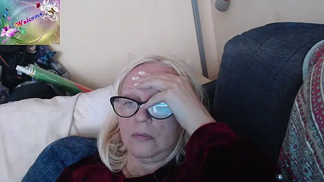 Snapshot of martachatte chatting on 11, 10, 2025 martachatte online show from 11, 10, 2025