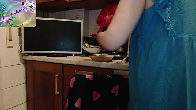 Snapshot of martachatte chatting on 27, 10, 2025 martachatte online show from 27, 10, 2025