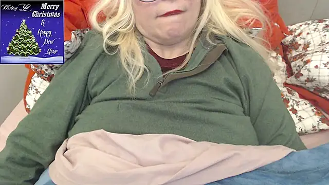 Snapshot of martachatte chatting on 17, 12, 2025 martachatte online show from 17, 12, 2025