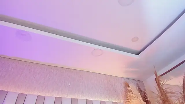 Rebeca jones online show from 6, 3, 2026