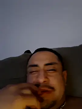 Snapshot of hungpenis210 chatting on 8, 2, 2026 hungpenis210 online show from 8, 2, 2026