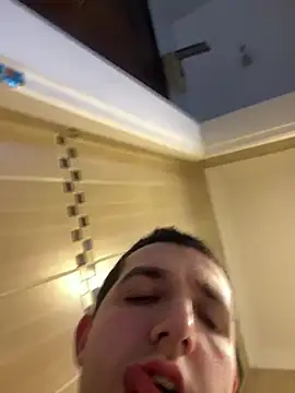 strange6696 online show from 2, 2, 2025