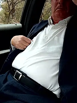 stiffandlubedxh online show from 1, 12, 2025