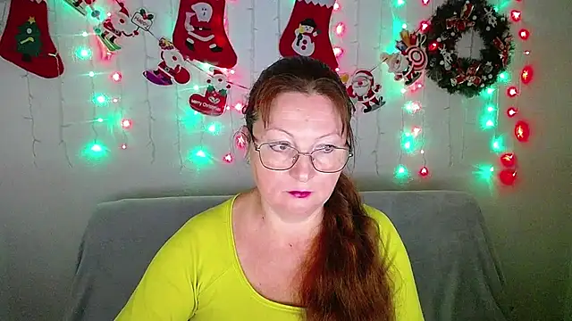 Snapshot of VanessaHotts chatting on 12, 12, 2024 VanessaHotts online show from 12, 12, 2024
