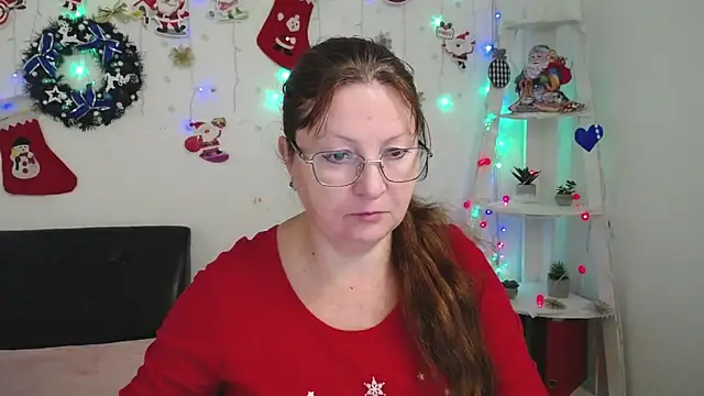 Snapshot of VanessaHotts chatting on 27, 12, 2024 VanessaHotts online show from 27, 12, 2024