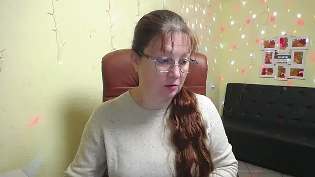 VanessaHotts online show from 17, 11, 2025